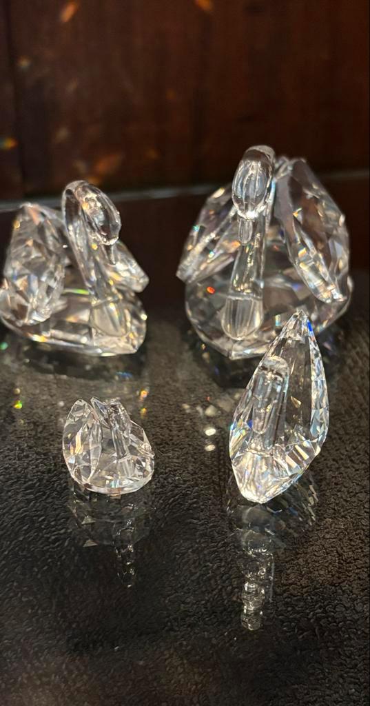 Swarovski Zwanen Familie Set, Verzamelen, Swarovski, Zo goed als nieuw, Figuurtje, Ophalen of Verzenden