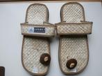 Borobudur slippers - bieden -, Ophalen of Verzenden, Gedragen