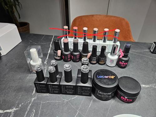 Een volle tas nagelproducten, Sieraden, Tassen en Uiterlijk, Uiterlijk | Cosmetica en Make-up, Zo goed als nieuw, Handen en Nagels