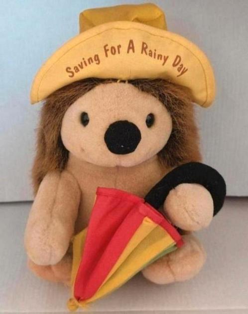 Russ Berrie & Co. Egel met zuidwester en paraplu ca. 22cm, Kinderen en Baby's, Speelgoed | Knuffels en Pluche, Gebruikt, Overige typen