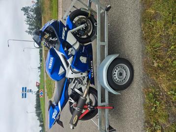 Carbon Nikko uitlaat met db killer Yamaha R6 99-02  beschikbaar voor biedingen