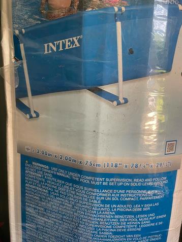 Zwembad intex beschikbaar voor biedingen