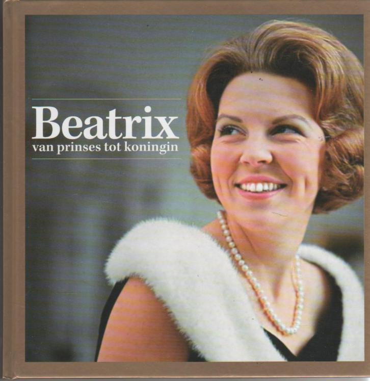 Boeken uitgegeven door POSTNL Collect Club, Postzegels en Munten, Postzegels | Toebehoren, Boek of Tijdschrift, Ophalen of Verzenden