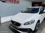 Volvo V40 Cross Country 2.0 D2 Summum, 4 cilinders, Wit, Diesel, 26 km/l
