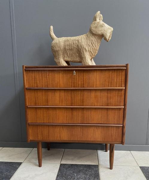 1956 Egon Jensen DEENS teak 4 lade kast 1 la met sleutel, Huis en Inrichting, Kasten | Ladekasten, Gebruikt, Minder dan 100 cm