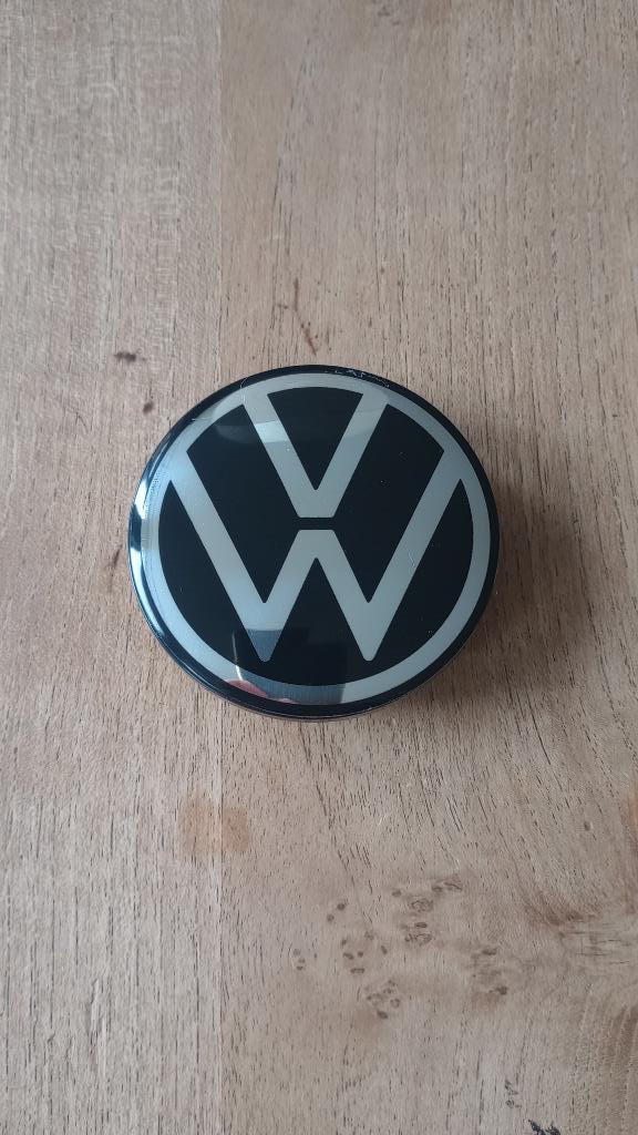 Naafkappen diameter 56mm met het nieuwe Volkswagen logo!, Auto diversen, Wieldoppen, Nieuw, Verzenden