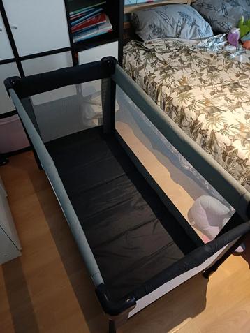 Reisbedje campingbedje voor baby's en kleine kinderen beschikbaar voor biedingen