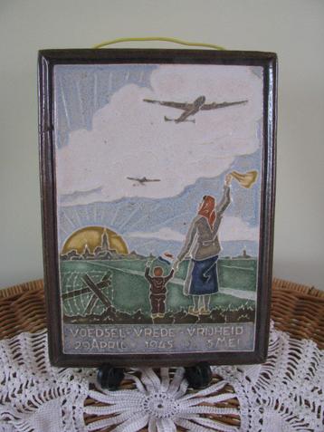 Porceleyne Fles * Voedel Vrede Vrijheid * H.J. Tieman *  beschikbaar voor biedingen