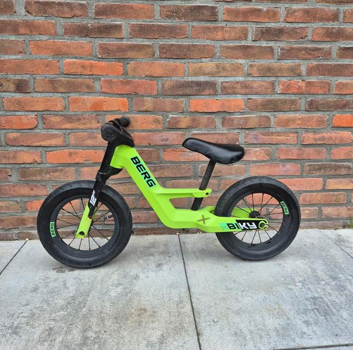 Berg Biky City Loopfiets 2-5 jaar, Kinderen en Baby's, Speelgoed | Buiten | Voertuigen en Loopfietsen, Gebruikt, Loopfiets, Ophalen
