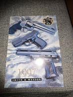 Smith & Wesson Catalogus 1997, Ophalen of Verzenden, Zo goed als nieuw, Smith & Wesson, Catalogus