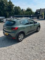 Dacia Sandero 1.0 TCe 90pk CVT GPF 2023 Grijs 2023 km 8.500, Auto's, Stof, 4 cilinders, 6700 pk, Origineel Nederlands