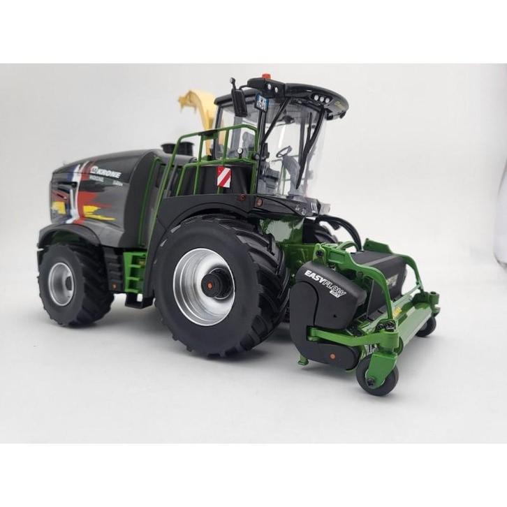 Krone Big X 780 CTED met Gras en Maisbek, Hobby en Vrije tijd, Modelauto's | 1:32, Nieuw, Tractor of Landbouw, Overige merken