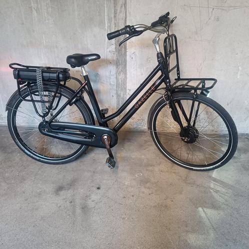 GAZELLE PUUR NL HUFTERPROOF EBIKE SLECHTS 441KM GOUDE ACCU, Fietsen en Brommers, Elektrische fietsen, Zo goed als nieuw, Gazelle