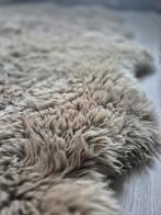 Schapenvacht vloerkleed, taupe 1.30 x 2.00 m!, Ophalen, Zo goed als nieuw, Rechthoekig, 200 cm of meer