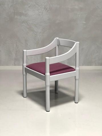 Carimate stoel Vico Magistretti vintage design fauteuil 1959 beschikbaar voor biedingen