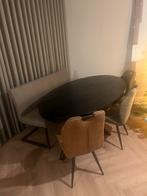 Ovale eettafel met stoelen en bank, Ophalen, 100 tot 150 cm, Zo goed als nieuw, Vijf personen of meer