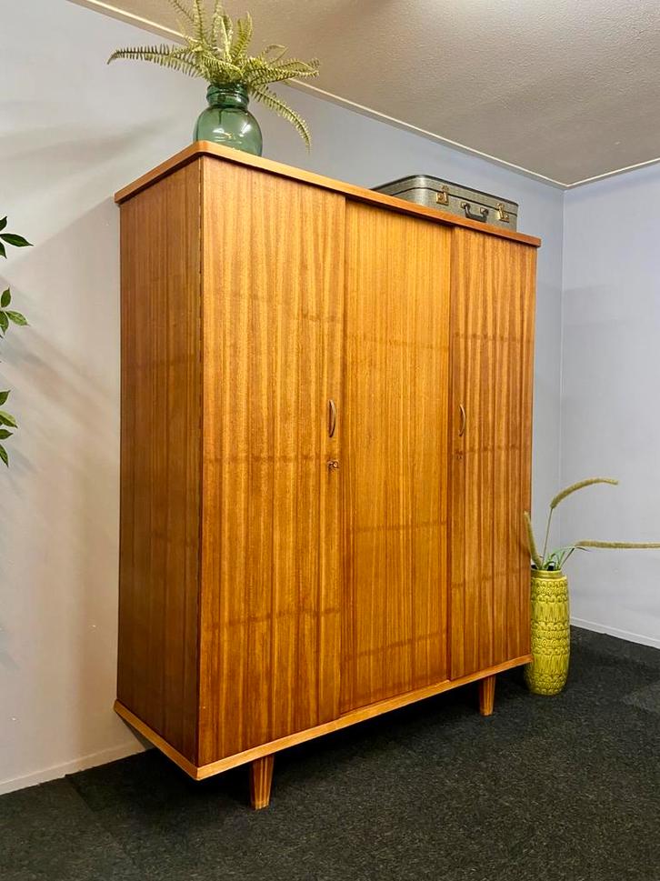 Vintage kledingkast jaren 50/60 retro Midcentury kast oak, Antiek en Kunst, Antiek | Meubels | Kasten, Ophalen of Verzenden