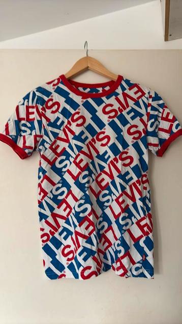 Levi’s t-shirt beschikbaar voor biedingen