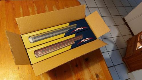 Heris 12204 Ski Express EETC, Hobby en Vrije tijd, Modeltreinen | H0, Zo goed als nieuw, Wagon, Gelijkstroom of Wisselstroom, Overige merken