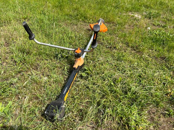 Pellenc Excelion 2000 Bosmaaier - Accu, Tuin en Terras, Bosmaaiers, Gebruikt, Accu, 30 tot 50 cm, Ophalen