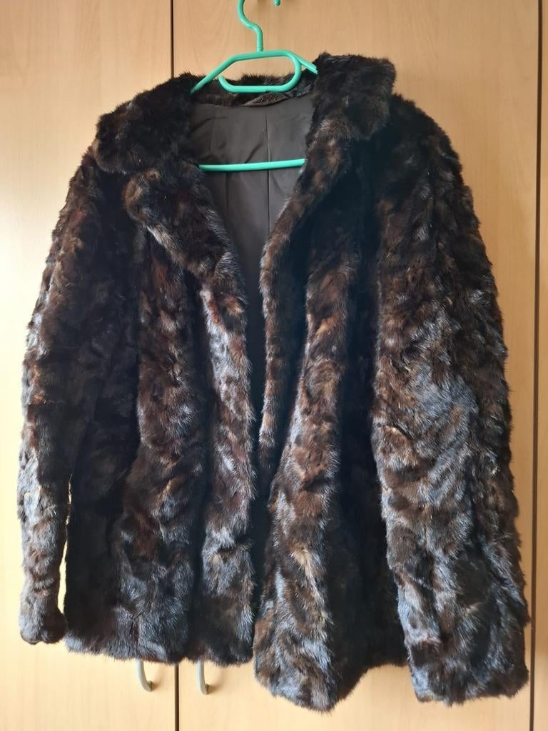 Nerts bontjas, Ophalen, Zo goed als nieuw, Bruin