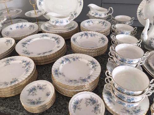Royal albert BLEU BLOSSOM SERVIES, Huis en Inrichting, Keuken | Servies, Ophalen