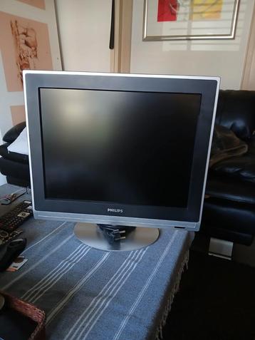 Op zoek naar een bijna nieuwe monitor/televisie! beschikbaar voor biedingen