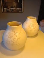 De witte Hella Jongerius vaas van ikea, Huis en Inrichting, Woonaccessoires | Vazen, Ophalen, Zo goed als nieuw, Wit, Minder dan 50 cm