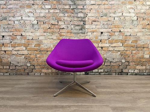Allermuir Open A640 fuchsia bij TheReSales, Huis en Inrichting, Fauteuils, Zo goed als nieuw, Metaal, Stof, 50 tot 75 cm, 75 tot 100 cm