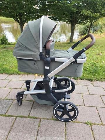 Joolz day+ plus kinderwagen incl maxicosi met base  beschikbaar voor biedingen