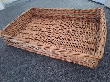 rieten mand 60x40 cm   10 diep beschikbaar voor biedingen