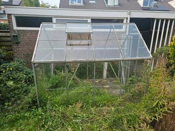 Te koop, tuinkas beschikbaar voor biedingen