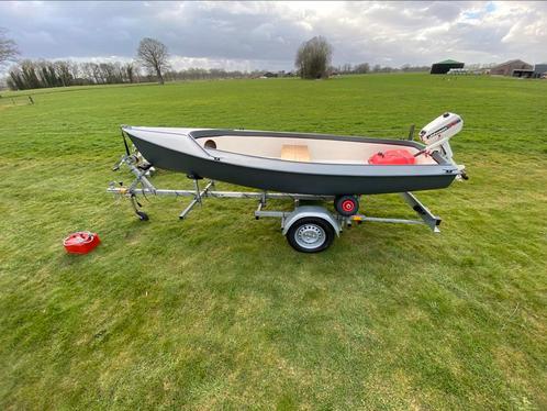 Nette motorboot / roeiboot / zeilboot, Watersport en Boten, Bootonderdelen, Zo goed als nieuw, Motorboot, Ophalen of Verzenden