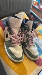 Nike Air Jordan 1 Mid SE Dutch Green maat 40,5, Kleding | Dames, Schoenen, Nike, Ophalen of Verzenden, Sneakers of Gympen, Gedragen