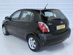 Kia Rio 1.4 L Elektrische ramen + Radio/cd speler + Stuurbek, Auto's, Kia, Voorwielaandrijving, Gebruikt, Zwart, 4 cilinders
