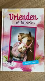 Suzanne Knegt - Vrienden op de manege, Ophalen of Verzenden, Zo goed als nieuw, Suzanne Knegt
