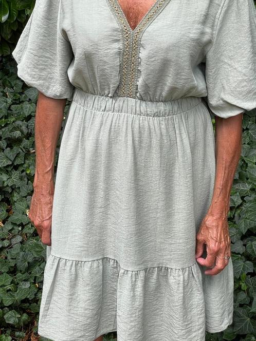 Dames jurk , kleur zacht groen, maat 38, Kleding | Dames, Jurken, Zo goed als nieuw, Maat 38/40 (M), Groen, Boven de knie, Ophalen of Verzenden
