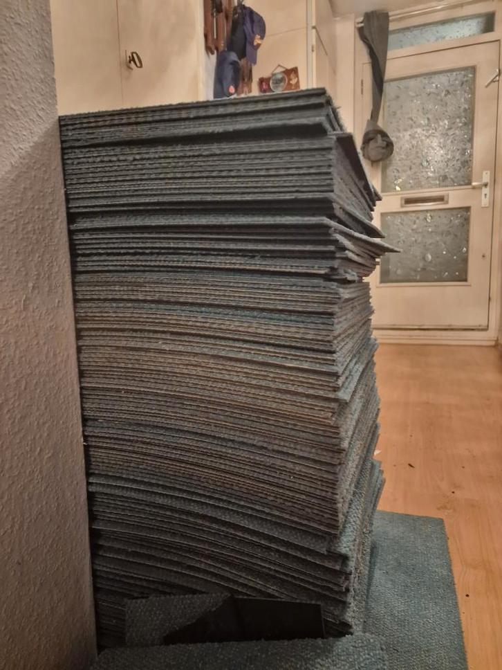 Partij Vloerbedekking Tegels - Blauw/Grijs, Doe-het-zelf en Verbouw, Dakpannen en Dakbedekking, Gebruikt, Overige typen, Overige materialen