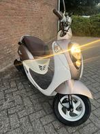Sym mio 50 Snor 2015, Fietsen en Brommers, Scooters | SYM, Gebruikt, Benzine, 50 cc, Maximaal 25 km/u