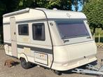 Nette en sfeervolle Hobby 400 met zakluifel met zijkanten, Vast bed, Hobby, Treinzit, Particulier