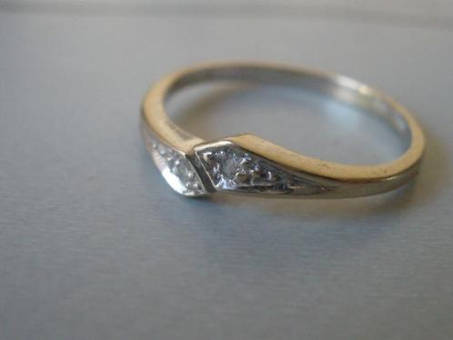 Gouden ring met diamanten uit Zeeuwse boedel 14k, Sieraden, Tassen en Uiterlijk, Ringen, Zo goed als nieuw, Dame, 17 tot 18, Goud