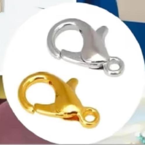 Partij: 25x Karabijnsluitingen 12x6 mm goud of zilver, Hobby en Vrije tijd, Kralen en Sieraden maken, Nieuw, Ophalen
