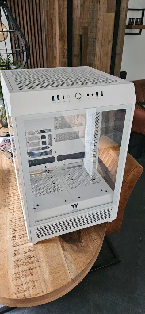 Thermaltake Tower 500 wit, Computers en Software, Computerbehuizingen, Zo goed als nieuw, Ophalen of Verzenden