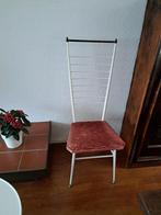 Te Laren: Metalen oude vintage stoel., Huis en Inrichting, Stoelen, Ophalen, Gebruikt, Eén