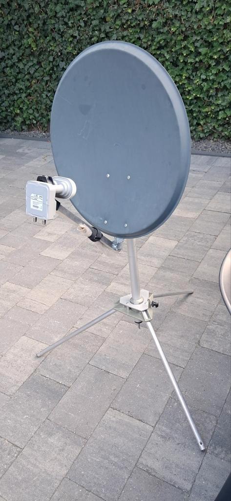 Complete satelliet ontvangst set voor camper / caravan, Audio, Tv en Foto, Schotelantennes, Zo goed als nieuw, Ophalen