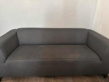 Gratis grijze bank