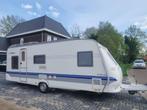 Hobby 560 kmfe Stapelbed/Voortent/Airco/Mover, 6 tot 7 meter, Dwars-stapelbed, Particulier, Rondzit