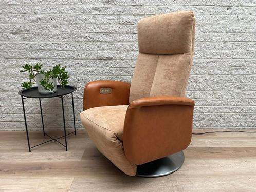 Fab5 relaxfauteuil elektrisch verstelbaar relax stoel Medium, Huis en Inrichting, Fauteuils, Zo goed als nieuw, Leer, Stof, 50 tot 75 cm
