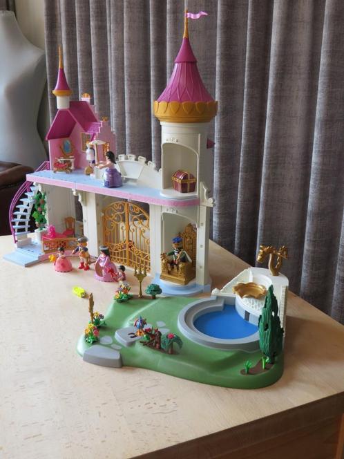 playmobil koninklijk prinsessen slot, 6849 m. drakenfontijn, Kinderen en Baby's, Speelgoed | Playmobil, Zo goed als nieuw, Complete set