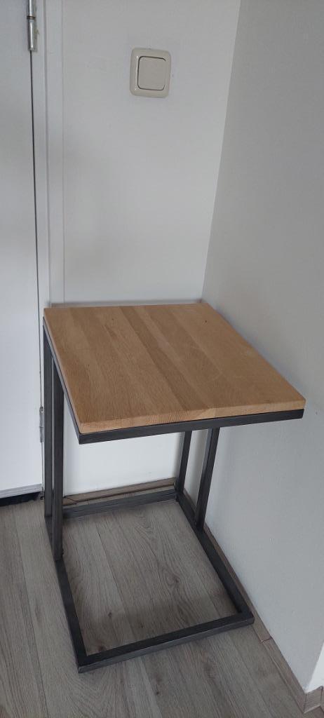 Bijzettafel, Huis en Inrichting, Tafels | Bijzettafels, Zo goed als nieuw, Rechthoekig, 45 tot 60 cm, Minder dan 55 cm, Metaal of Aluminium